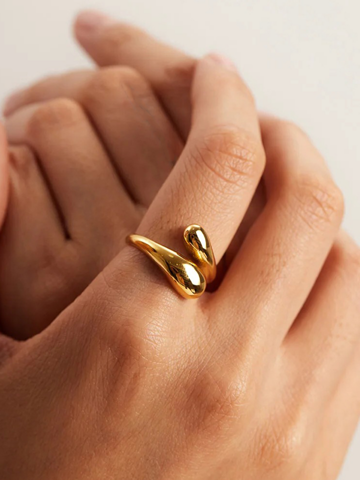 Zoella | Stijlvolle Gouden Wrap Ring Met Druppel Design