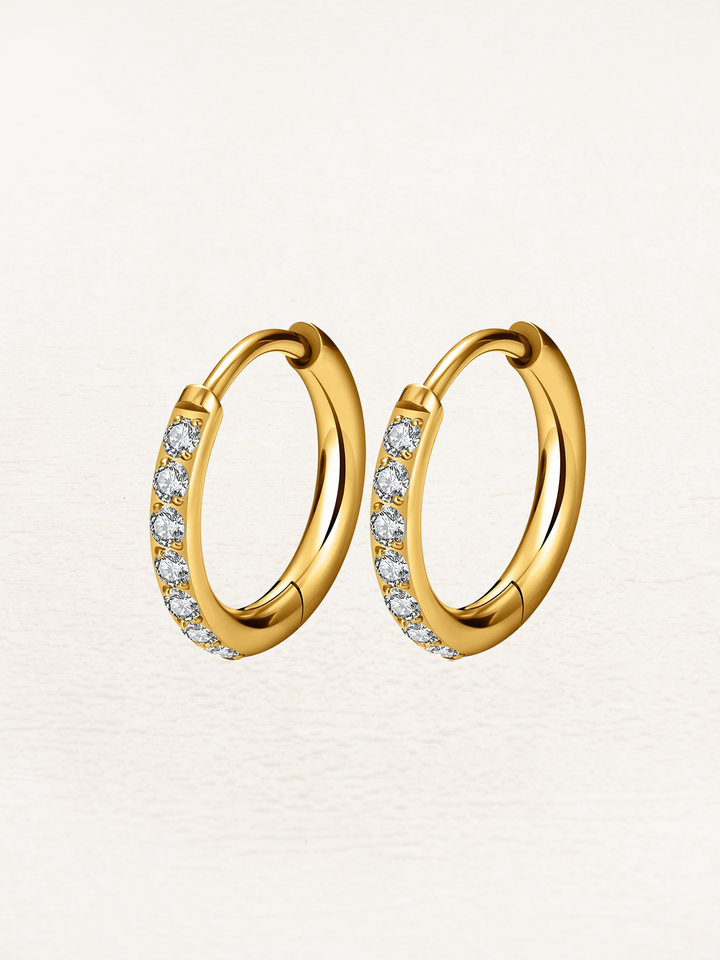 Zoella | Elegante Gouden Huggie Hoops Met Zirkonia | Subtiele Glans