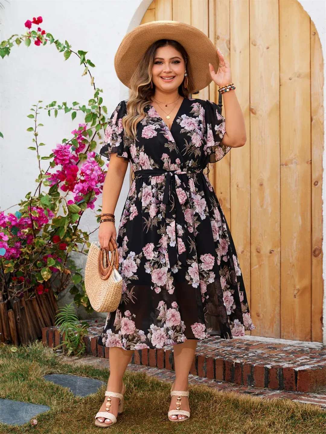 Dewi | Plus Size Boho Dames Bloemenjurk Met Vlindermouwen En Riem