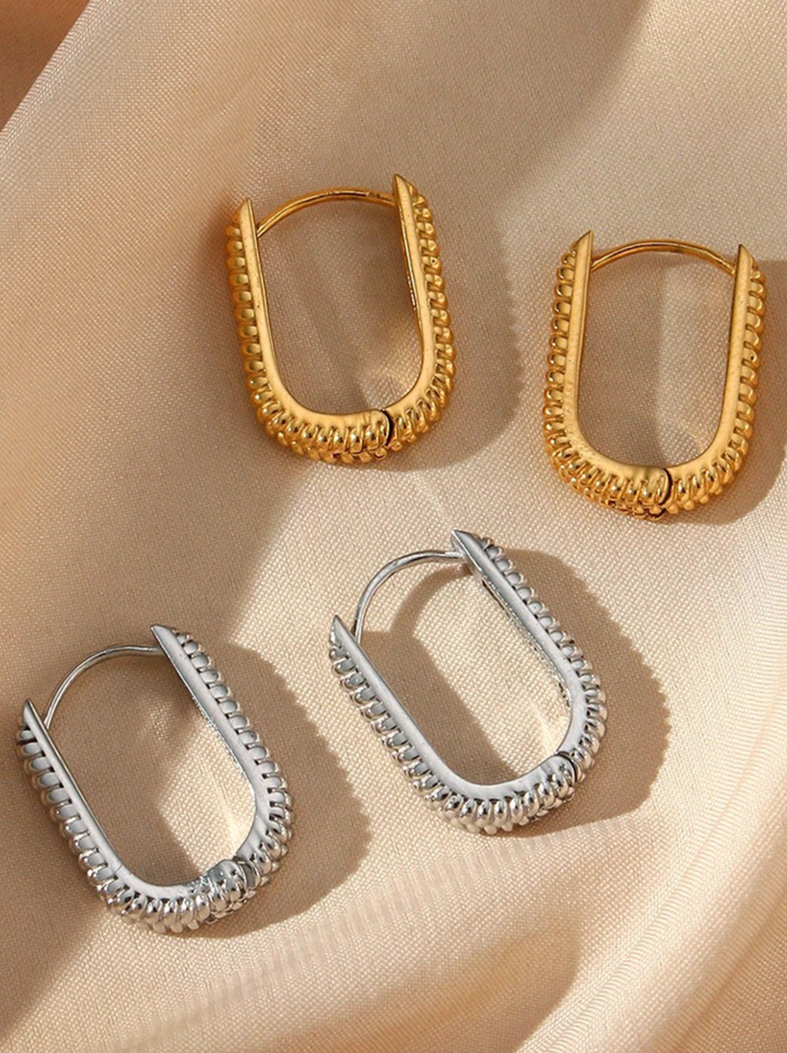 Zoella | Elegante Gouden Ovale Oorbellen | Stijlvolle Look