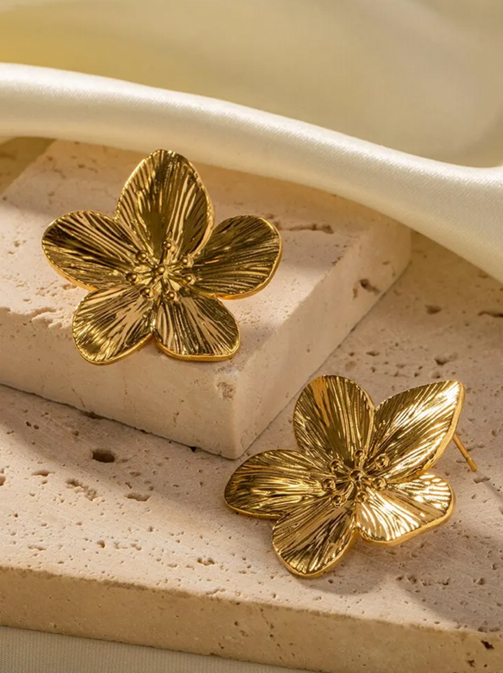 Zuley | Dames Flower Blossom Oorbellen Goud | Elegante Bloemen Design Sieraad voor Vrouwen