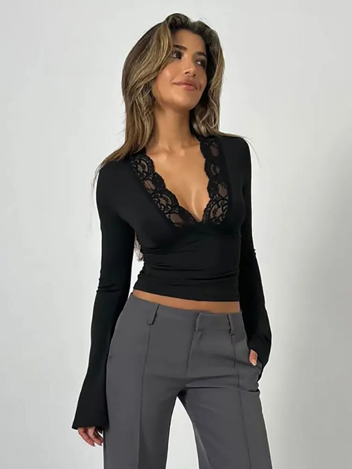 Sierra | Elegante Dames Kant Top | Kanten T-shirt Met Flared Mouwen
