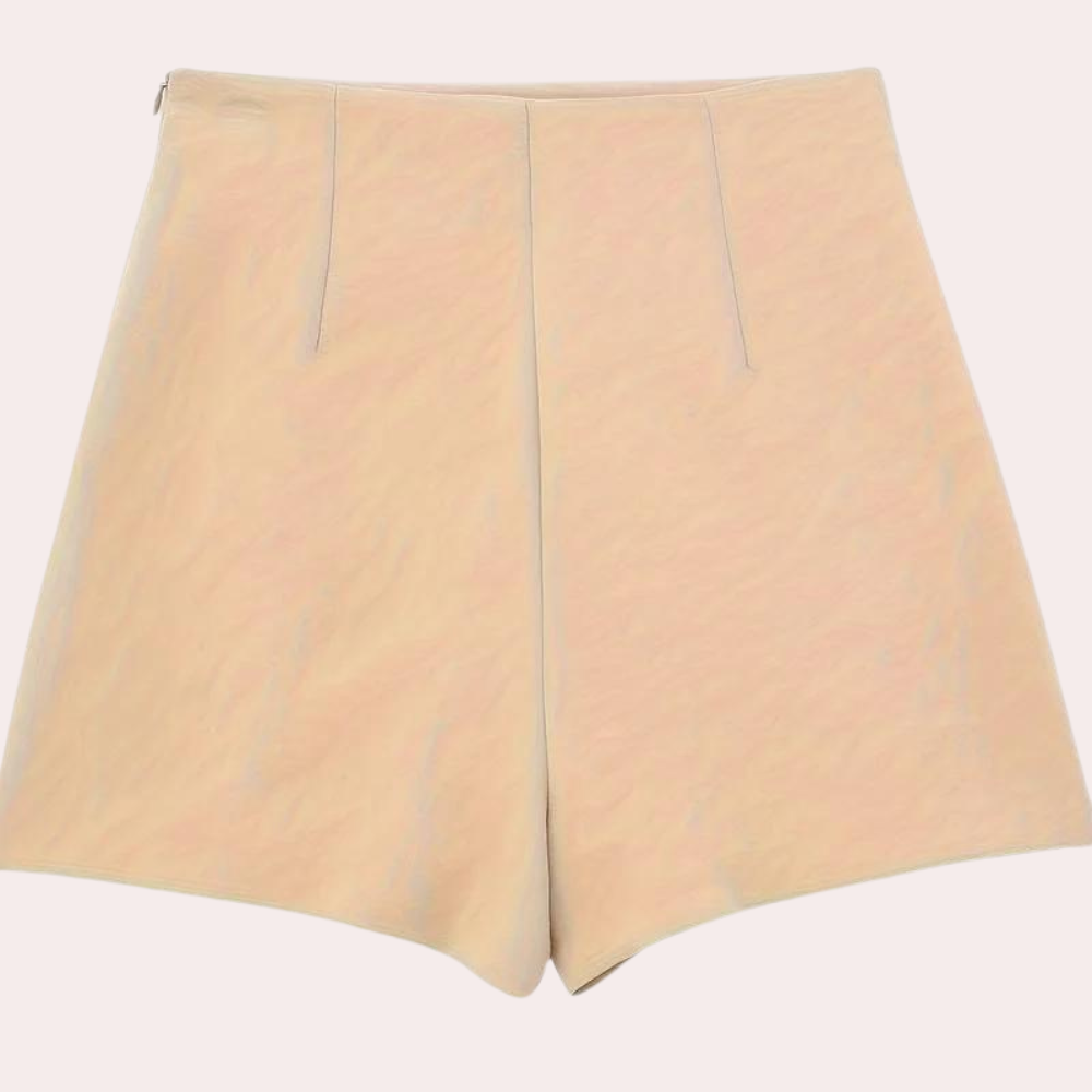 Twinks | Trendy Asymmetrische Damesshort Voor De Zomer