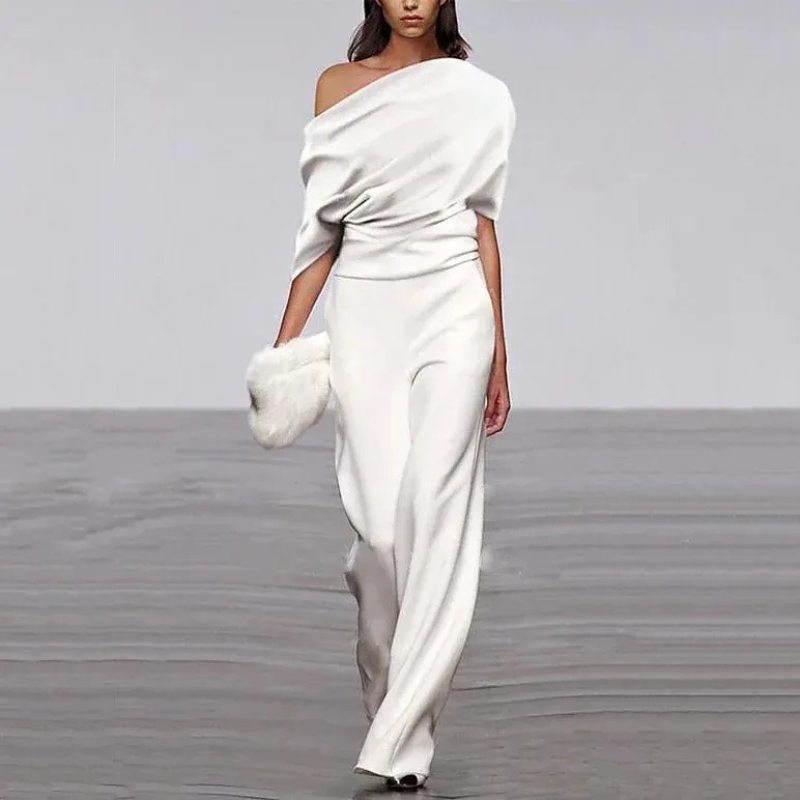 Silva | Elegante Dames Jumpsuit Met Enkelrijshalslijn