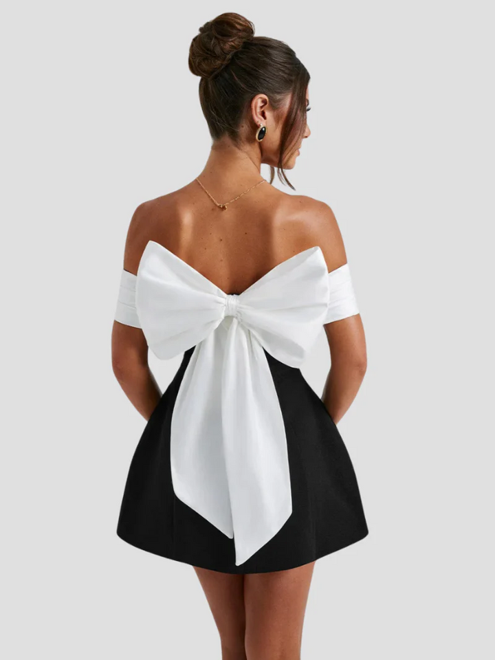 Anna | Elegante Off-Shoulder Dames Mini-Jurk | Mini Strik Jurk