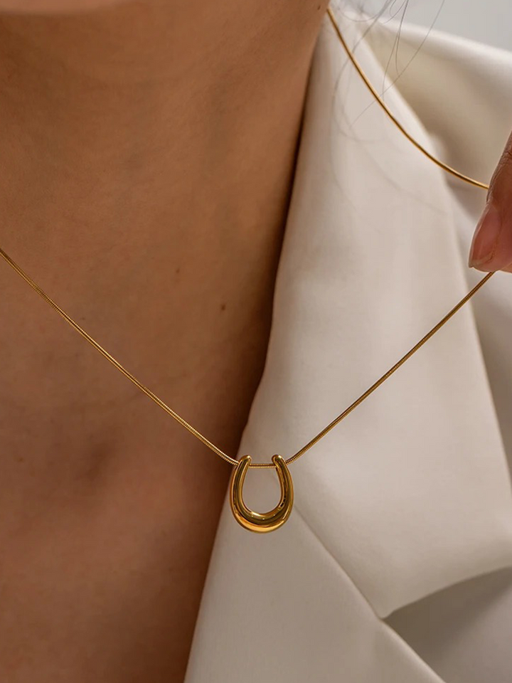Zoella | Gouden Gelukshoefijzer Ketting | Tijdloze Look