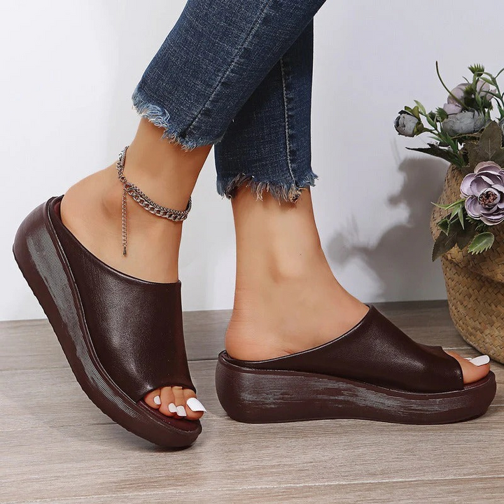 Dalot | Casual, Stijlvolle All-Season Slippers | Retro Sleehak Sandalen