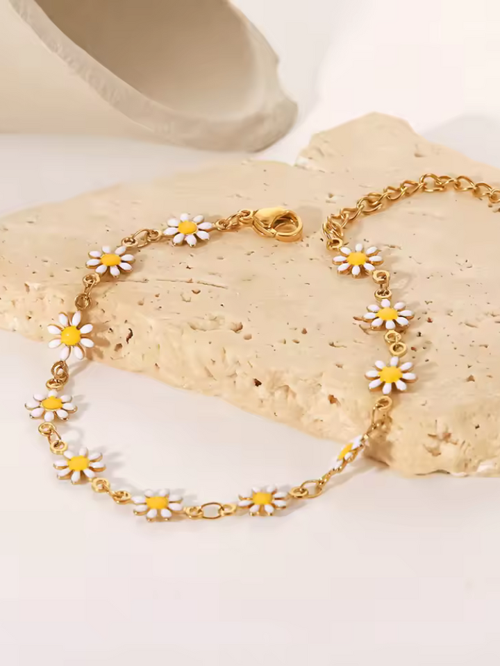 Zuley | Dames Witte Bloemen Armband Goud | Chique Flower Design