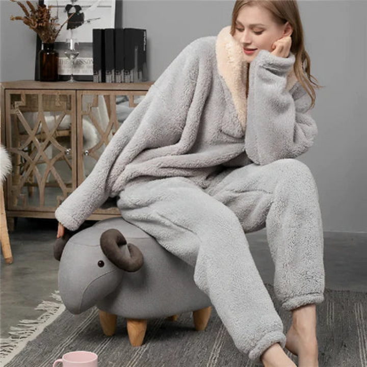 Amara | Comfortabele Fluffy Pyjamaset Voor Dames | Voor Dagelijks Comfort