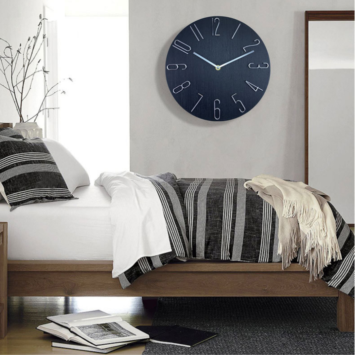 Stijlvolle Wandklok Met Kleurrijk Design | Demour