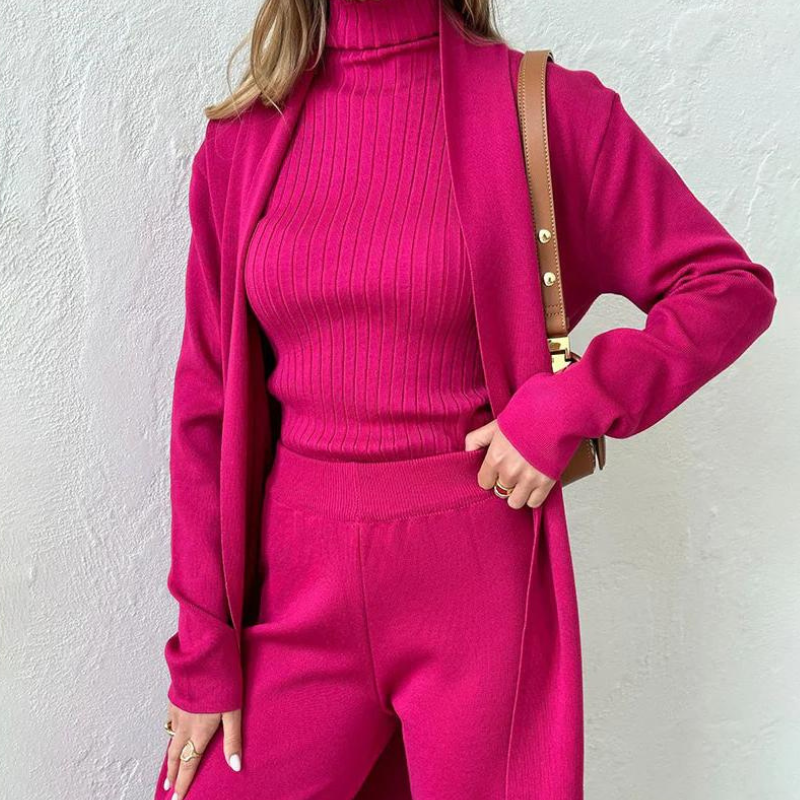Rianna | Zachte Driedelige Dames Set | Flared Broek, Col Top en Lang Vest