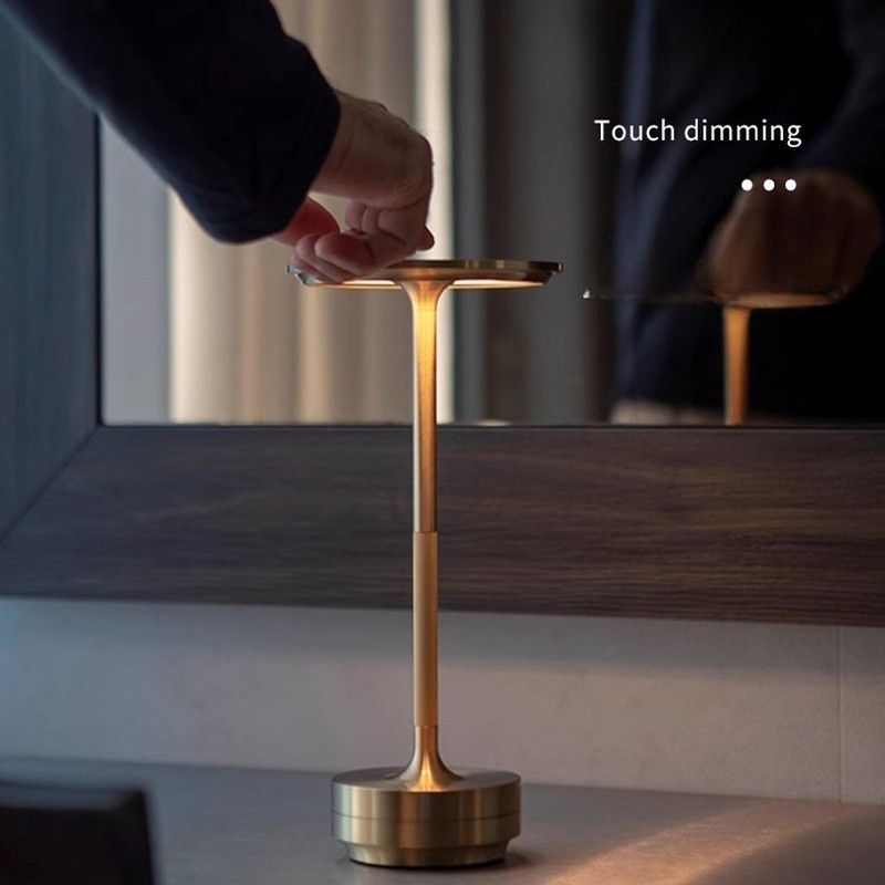 Stockholm | Draadloze LED Tafellamp | Dimbaar & Oplaadbaar | Modern Design