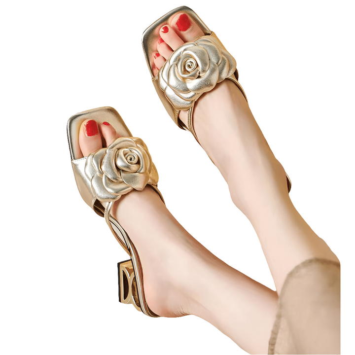 Melisa - Gouden Chunky Hiel Sandalen - Modieuze Dameshakken voor een Trendy Look