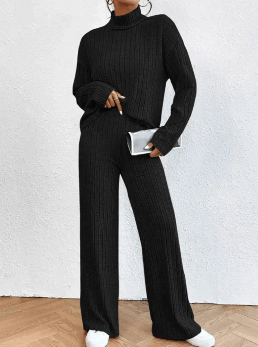 Livia | Gestreepte Gebreide Dames Trui met Broek | Comfortabele & Warme Set - Sorata