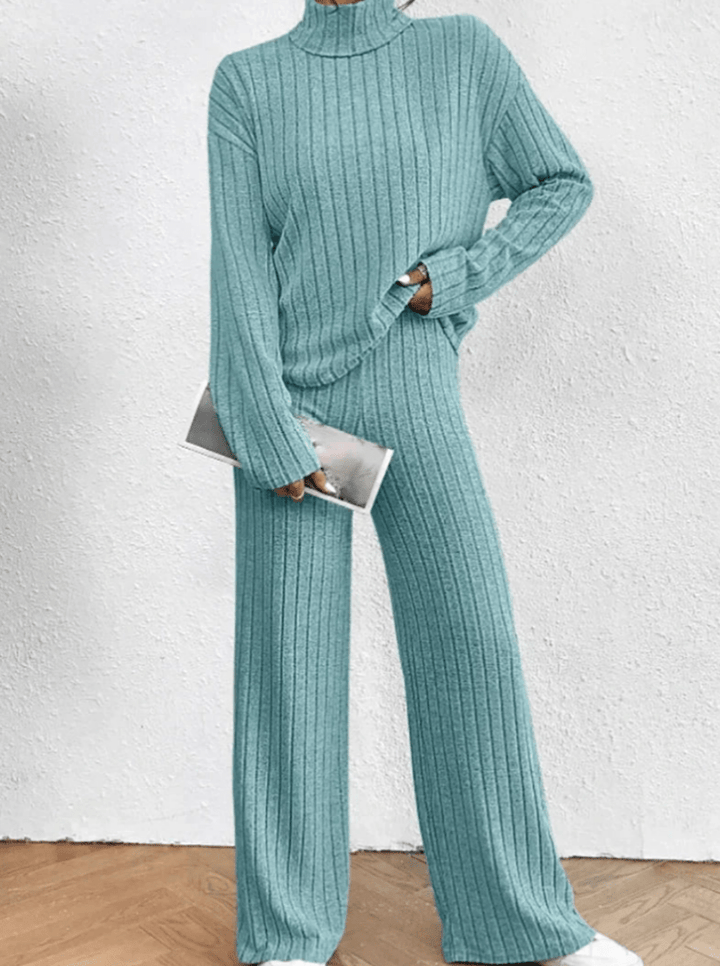 Livia | Gestreepte Gebreide Dames Trui met Broek | Comfortabele & Warme Set - Sorata