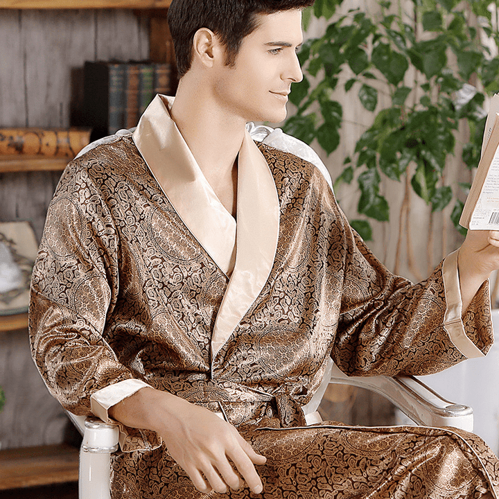 Luka | Luxe Satijnen Heren Badjas met Gouden Print voor Ontspanning - Sorata
