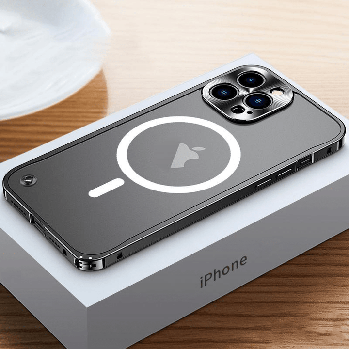 MagSafe | iPhone MetalCase | Metalen Hoes - Sorata