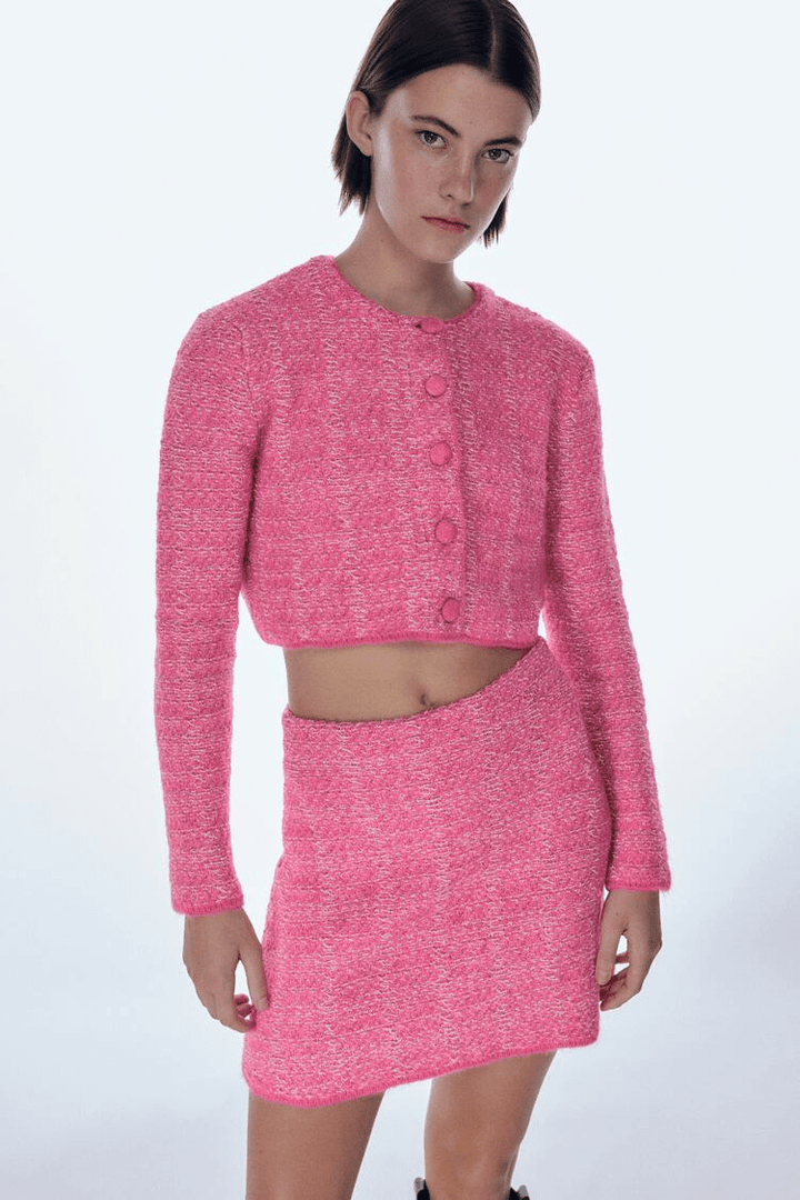 Nilu | Verfijnde Dames Set | Getextureerd Gebreid Vest Met Minirok | Chique En Trendy - Sorata