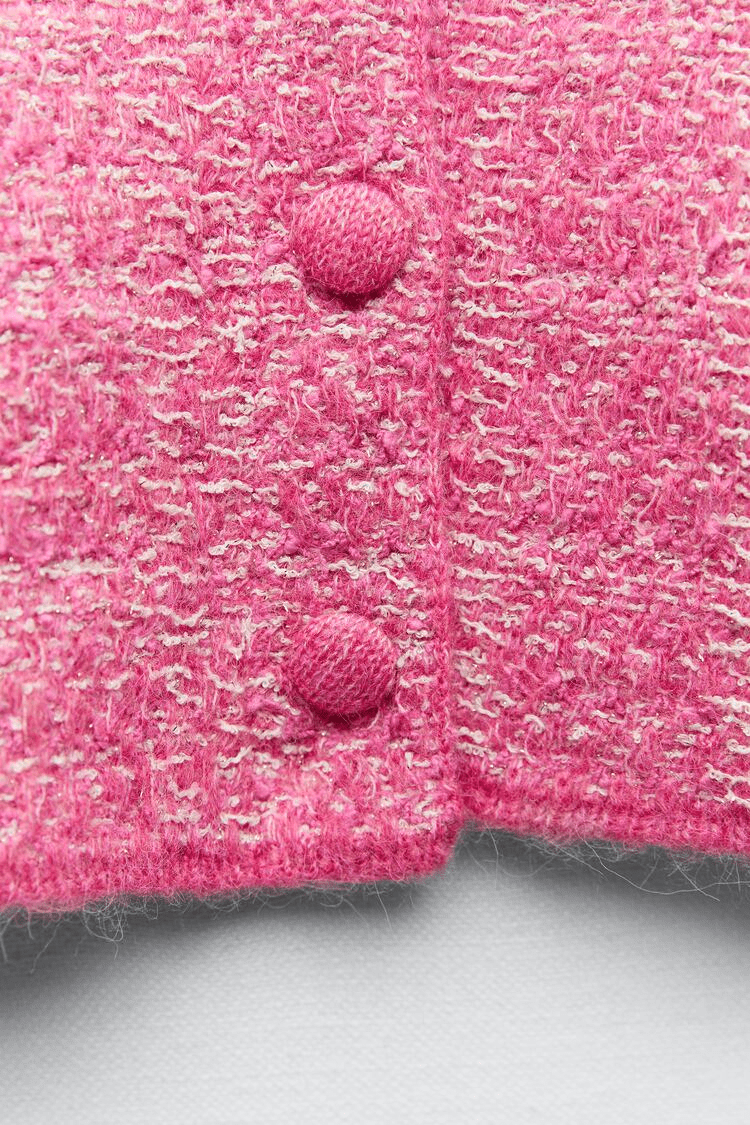 Nilu | Verfijnde Dames Set | Getextureerd Gebreid Vest Met Minirok | Chique En Trendy - Sorata