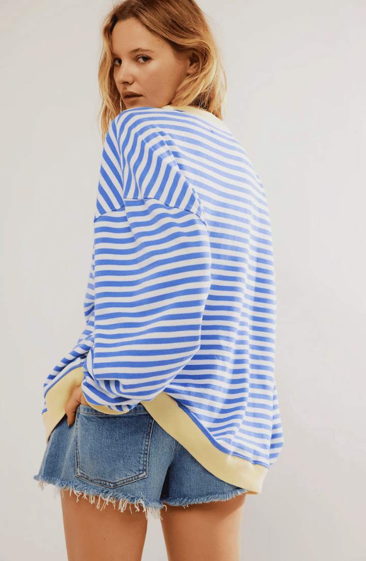 Noa | Gestreepte Oversized Dames Trui | Trendy & Retro Ontwerp - Sorata