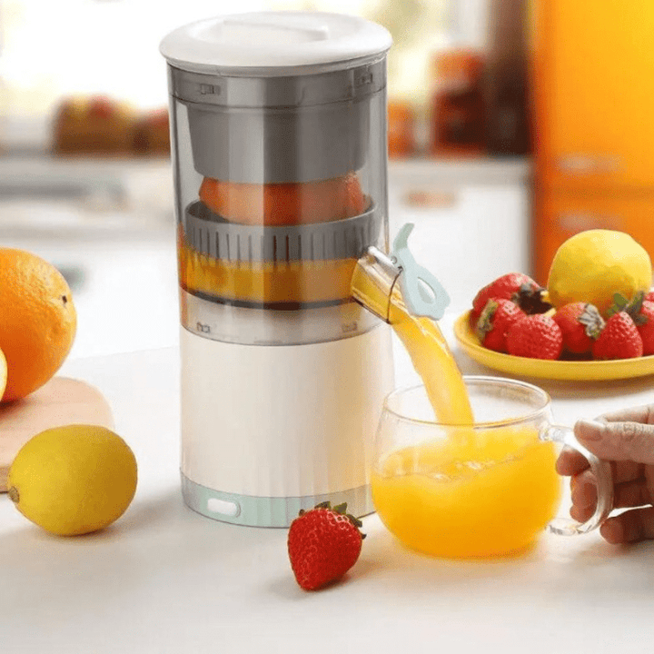 ProJuice | Draagbare Elektrische Juicer | USB - Oplaadbaar En Compact Ontwerp - Sorata