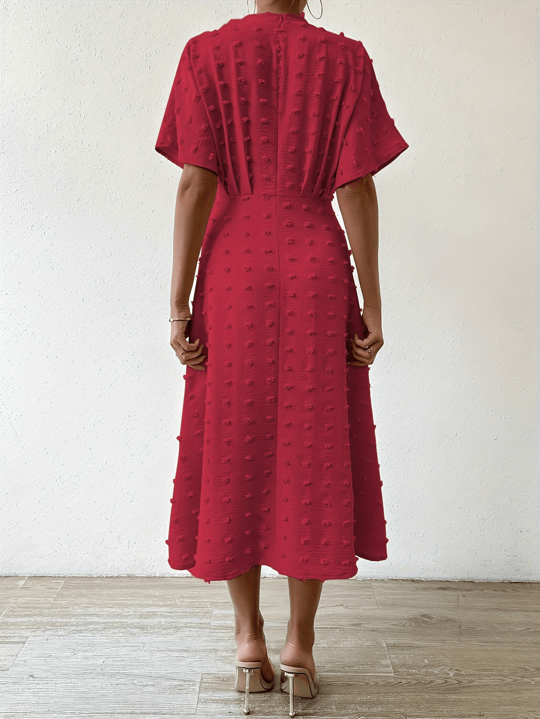 Sheza | Elegante Dames Midi Jurk | Met Diepe Halslijn - Sorata