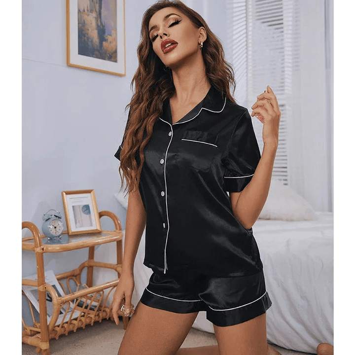 Urva | Satijnen Nachtkleding Set Voor Dames | Kort En Comfortabel - Sorata
