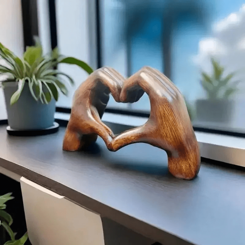 WoodenHeart Beeldje | Prachtige Houten Figuur - Sorata