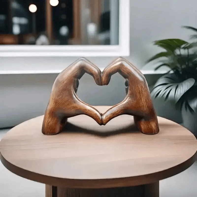 WoodenHeart Beeldje | Prachtige Houten Figuur - Sorata
